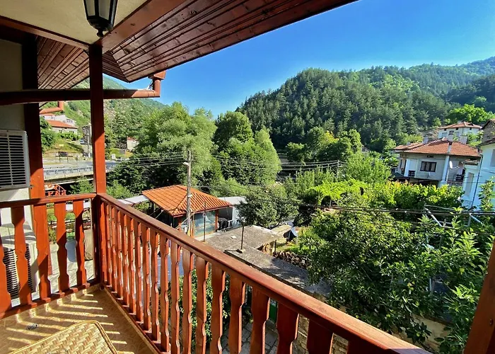 семеен 2* Batschkowo