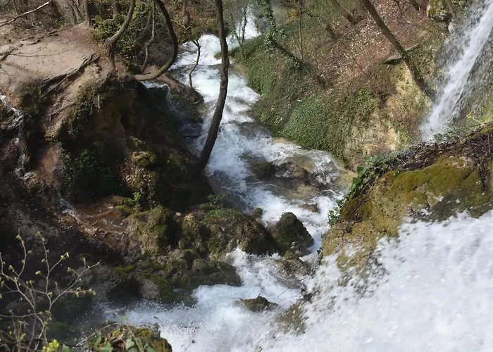 семеен Hotel 2*